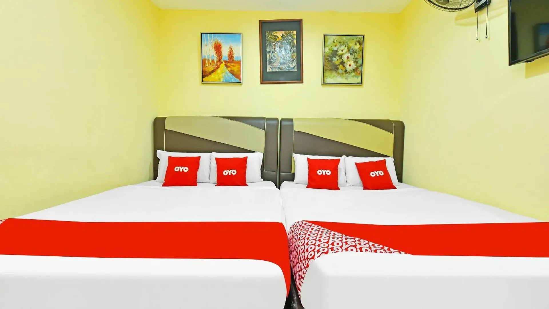 Oyo 873 Bamboo Inn Batu Ferringhi 2*,