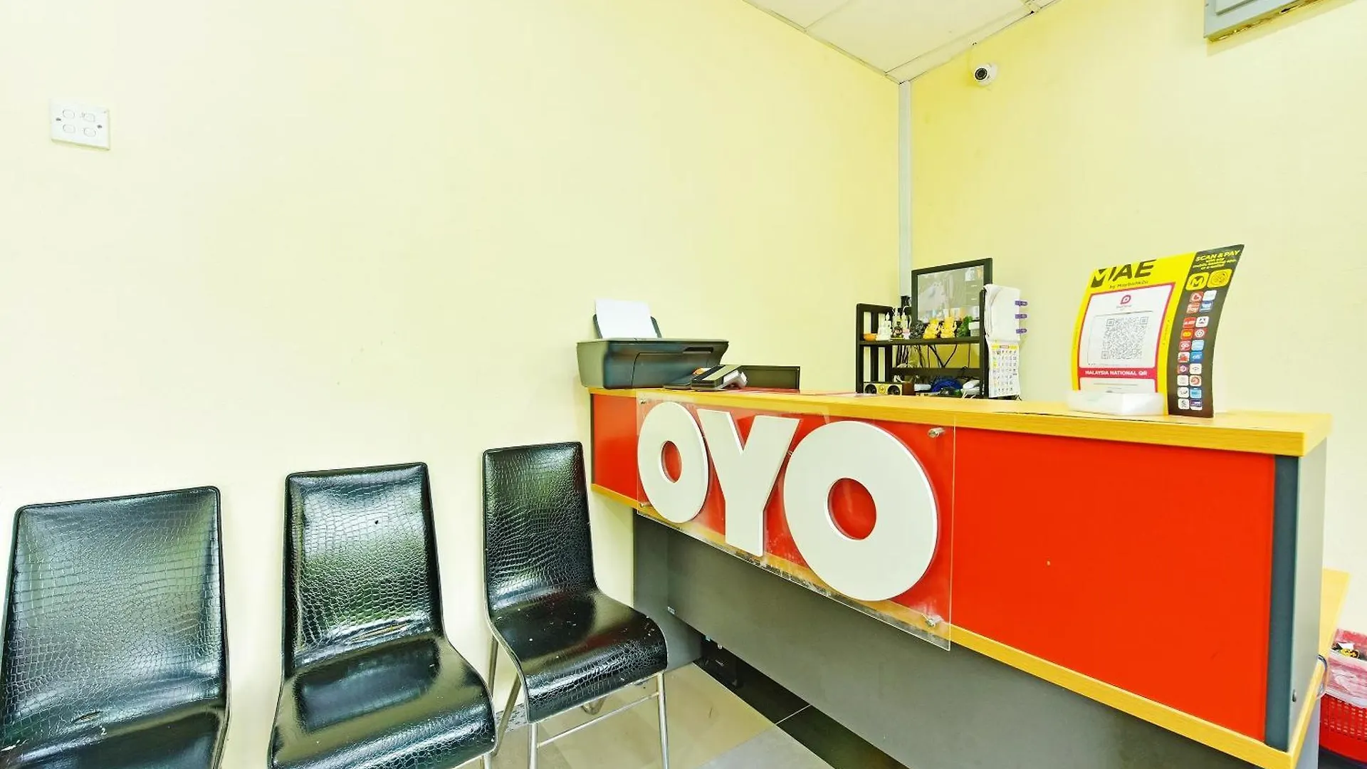 Oyo 873 Bamboo Inn Batu Feringgi Hotel